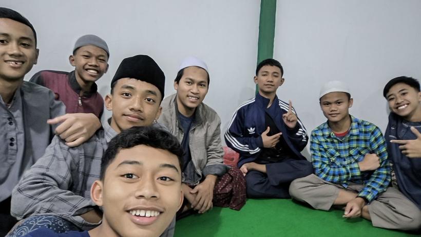 Pengajar dan santri Al Maka Getasan