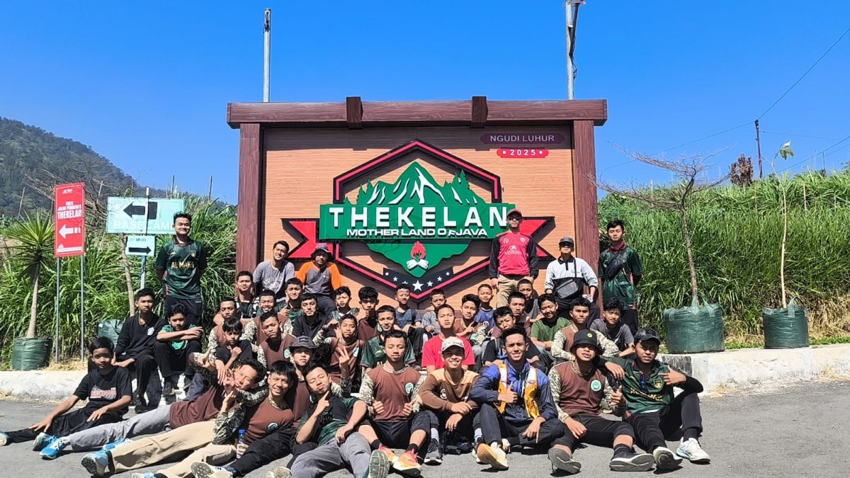 Cross Country Kecamatan Getasan: Bagaimana Pesantren Al Maka Bentuk Santri Lewat Jalan-Jalan dan Hiking