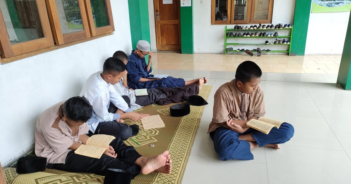 Nilai Rapor dan Ilusi Kemajuan: Ketika Angka Menggantikan Tujuan
