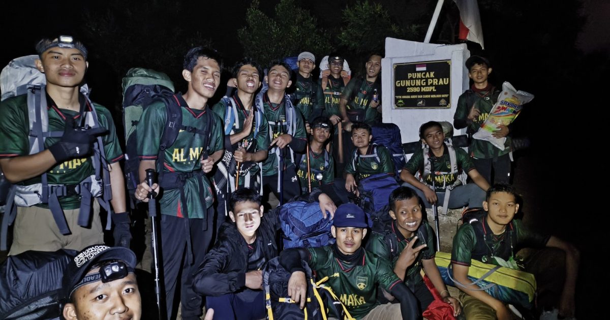 "Semua Benar Menurut Versinya": Relativisme Moral dan Fitrah Anak