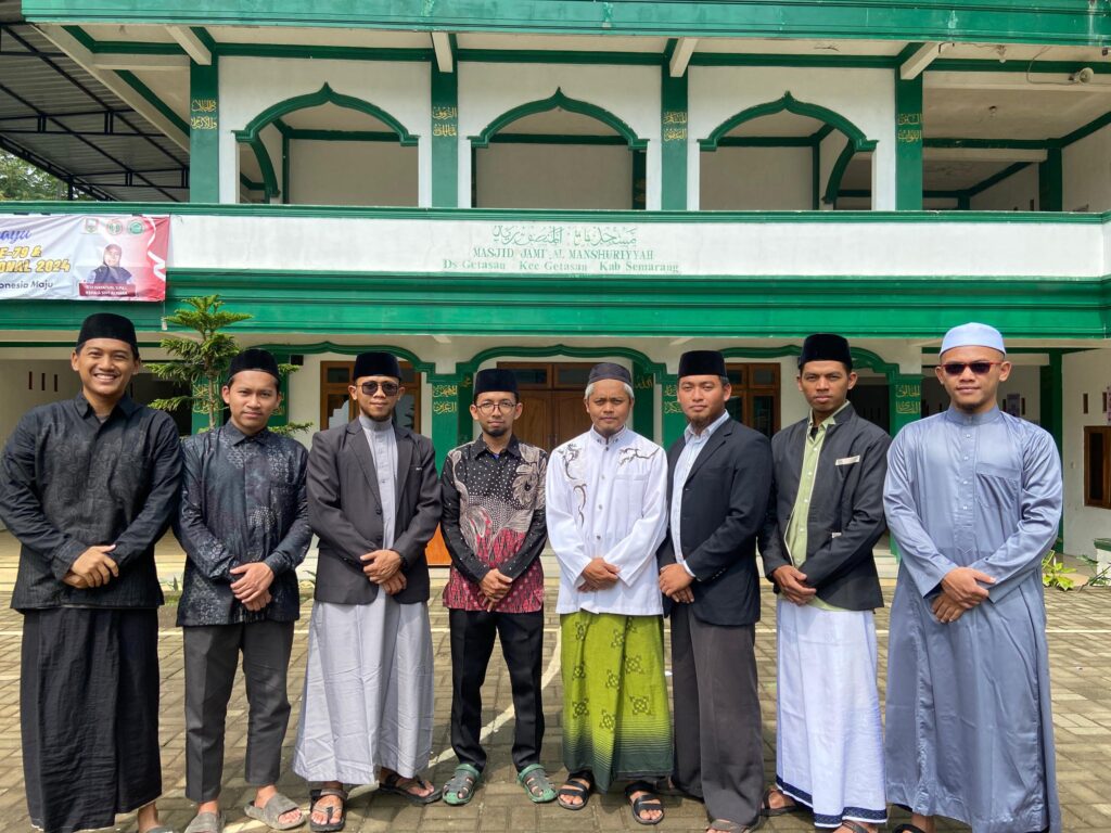 foto ustadz almaka
