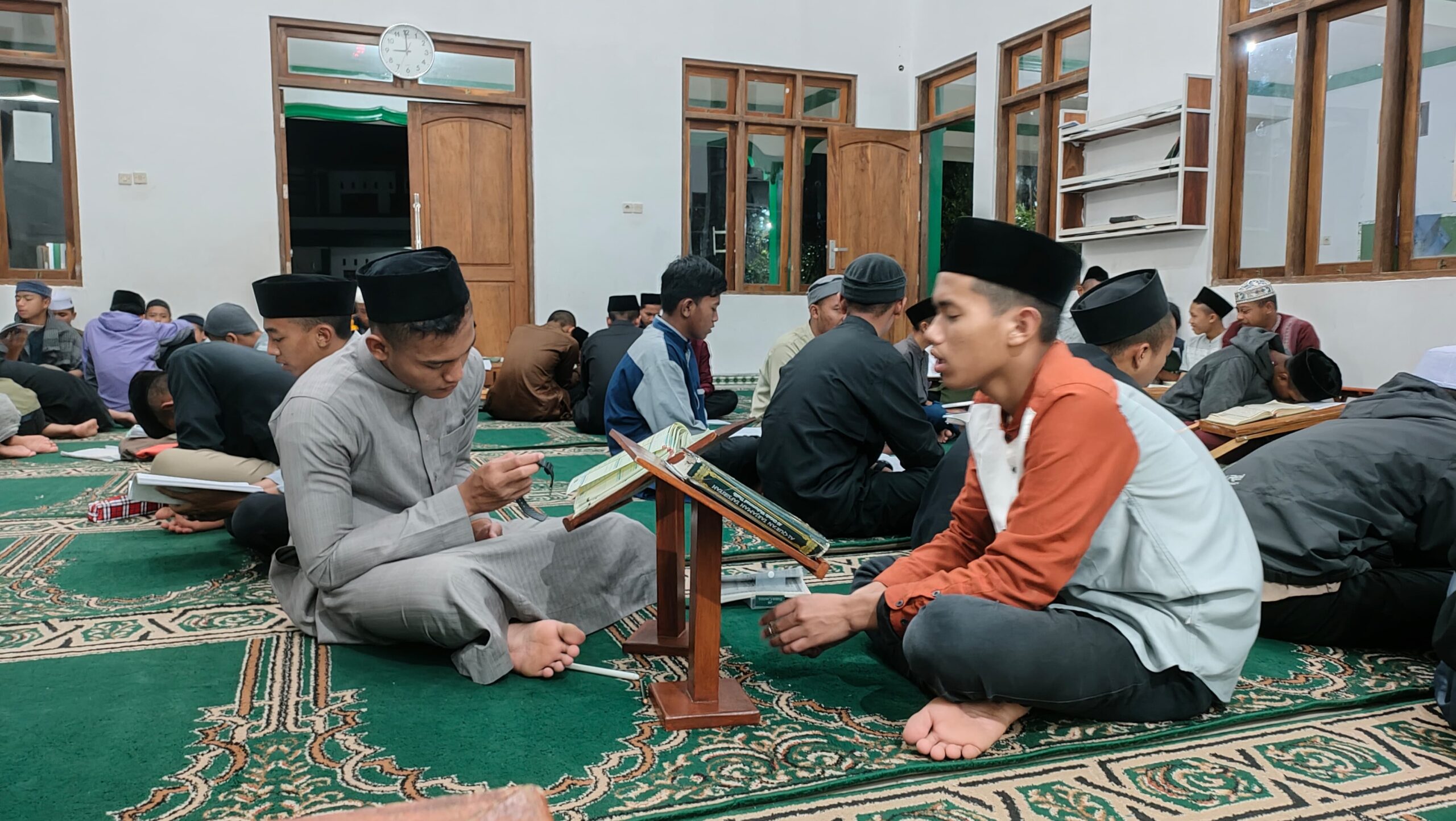 Menemukan Keberkahan Ilmu: Sistem Mulazamah di Ponpes Tahfidz Jawa Tengah | Al Maka Getasan Mulazamah AL Maka